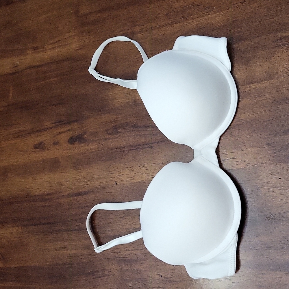 34B White Maidenform Bra with straps that can unhook in back